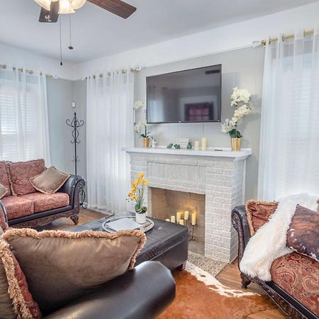 Stunning 3 Bedroom Home Near Dt Alamodome - Riverwalk 圣安东尼奥 外观 照片